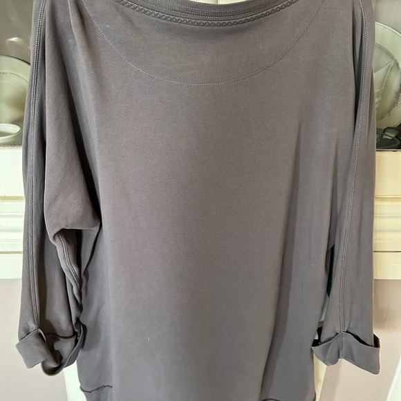 Soft Surroundings Peruvian Pullover - Taupe - 2X - Ruffled Pockets - 3/4 Sleeves - Picture 6 of 8